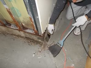 高知市愛宕山O様店舗 下地処理状況