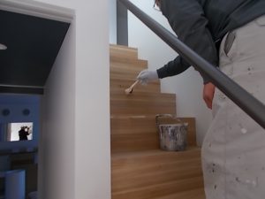 南国市　Ｈ様邸新築工事　階段　自然塗料（ｵｽﾓｶﾗｰﾌﾛｱｰｸﾘﾔｰ）塗装