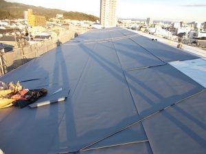 高知市一ツ橋町　C一ツ橋様　屋根　塩ビシート防水　機械式固定工法