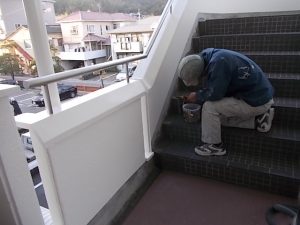 高知市一ツ橋町　C一ツ橋様　補修塗り