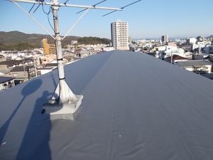 高知市一ツ橋町　C一ツ橋様　屋根　塩ビシート防水　機械式固定工法　完了
