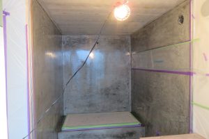 南国市　H様邸新築工事　風呂場　塗装