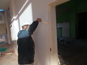 奈半利町　農業拠点施設　改修工事　建具枠塗装