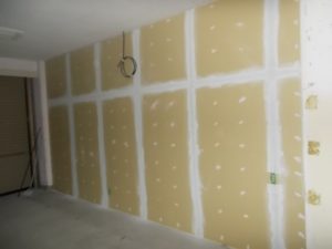 奈半利町農業拠点施設　パテ処理　完了