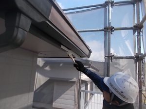 高知市中秦泉寺　ハイツO様　鼻隠　塗装