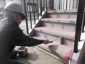 高知市中秦泉寺　ハイツＯ様　階段　塗装