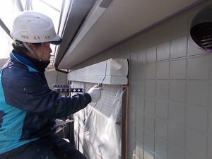 高知市中秦泉寺　ハイツＯ様　シャッターボックス　塗装