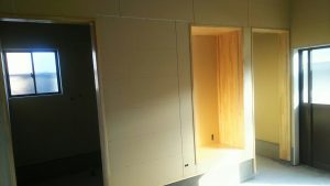 芸西村和食　K様邸新築工事　内部　塗装完了