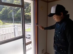 安田町　県営住宅　内部塗装