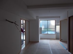 高松市塩屋町　Ｇ様邸　改修工事　　天井・壁　塗装完了