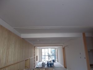 高松市塩屋町　Ｇ様邸　改修工事　　天井・壁　塗装完了