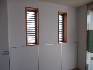 高知市介良　Ａ薬局様　内部塗装