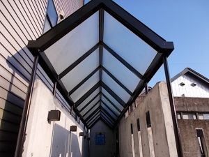 高知市愛宕山南町　Ｙ歯科様　鉄部塗装　完了