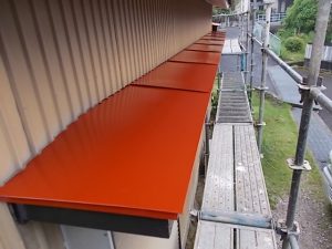 高知市福井町　望が丘公民館様　庇　塗装完了