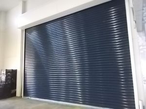 高知市長浜　N様工場　シャッター　塗装　完了