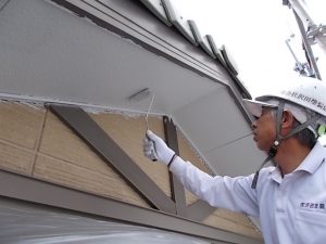 高知市みづき　Ｆ観月坂様　軒天井　塗装