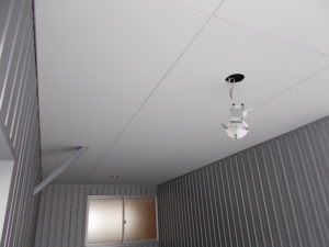 高知市石立町　Ｕ様邸改修工事　天井塗装　完了　