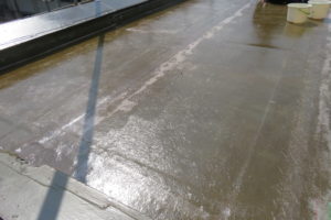 高知市八反町　コーポG様　屋上　ＦＲＰ防水