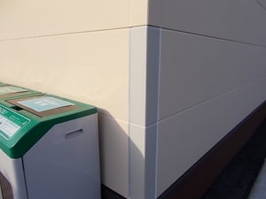 高知市中秦泉寺　A様店舗　外壁補修工事　ｼｰﾘﾝｸﾞ完了