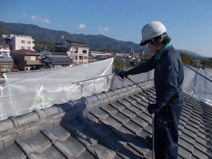 高知市中久万　H様貸家　屋根　下塗