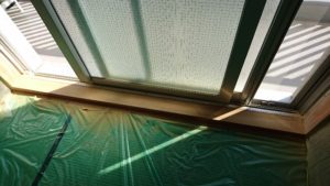 高知市中秦泉寺　ｺｰﾎﾟN様　退去修繕　窓枠　ｹﾚﾝ状況