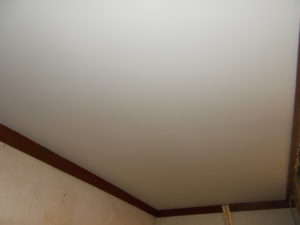 高知市帯屋町　N様店舗　天井　塗装完了