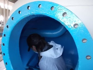 香美市香北町　Ｋ学校様　濾過タンク　塗装