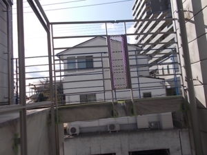 高知市愛宕山　Vハｲﾂ　手摺　塗装