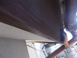 高知市秦南町　住宅　鼻隠し　ケレン