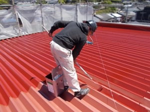 高知市北秦泉寺　Ｇハイツ様　屋根　下塗