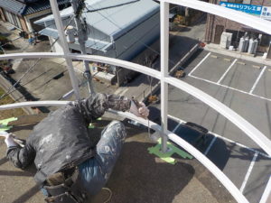 高知市朝倉　Tハウス様　屋上手摺　塗装