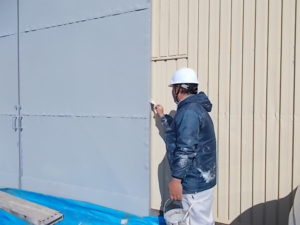 高知市高須新木　Ｓ様倉庫　鉄扉　塗装