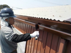 安芸市赤野 O様 倉庫 付帯部(樋) 塗装