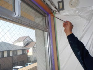 高知市西秦泉寺　ハイツK様　窓枠　塗装