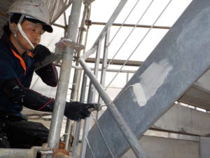 高知市神田　N様社屋　外部階段　塗装