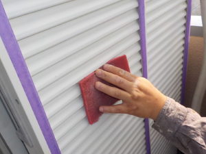 高知市北金田　T様邸　付帯部（戸袋）塗装　下地処理