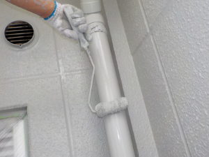 高知市鴨部高町　Ｋマンション様　付帯部（竪トイ）塗装