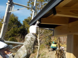 香美市香北町　Ｋ様新築工事　外壁　木材保護着色塗料塗り