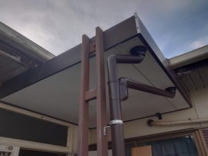 香南市野市町 G様邸 玄関屋根 修繕工事