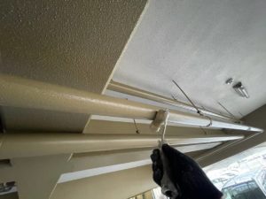 安芸市矢ノ丸 Hマンション様 配管塗装