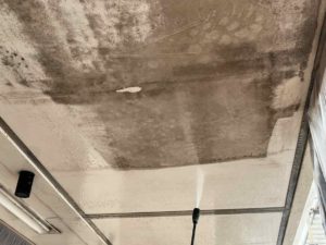 高知市神田　Ｓ様店舗
高圧洗浄