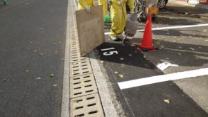 高知市一ツ橋町　カーサ一ツ橋　駐車場　ライン引き工事