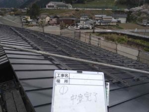 津野町永野　Ｍ様邸
屋根塗装