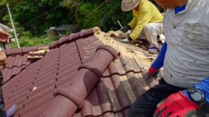 高知市神田　O様邸
屋根工事