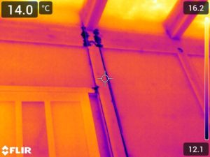 高知市南久万　Ｓ様邸
雨漏り調査